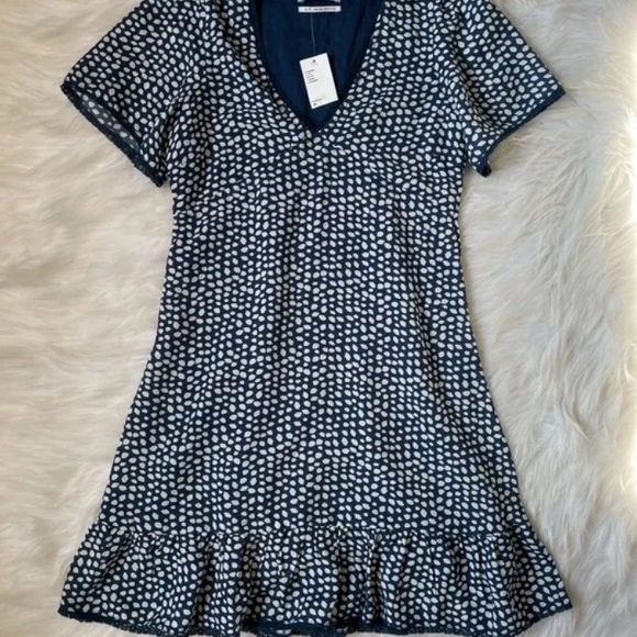 urban outfitters blue white polka dot flutter mini dress - Picture 4 of 4